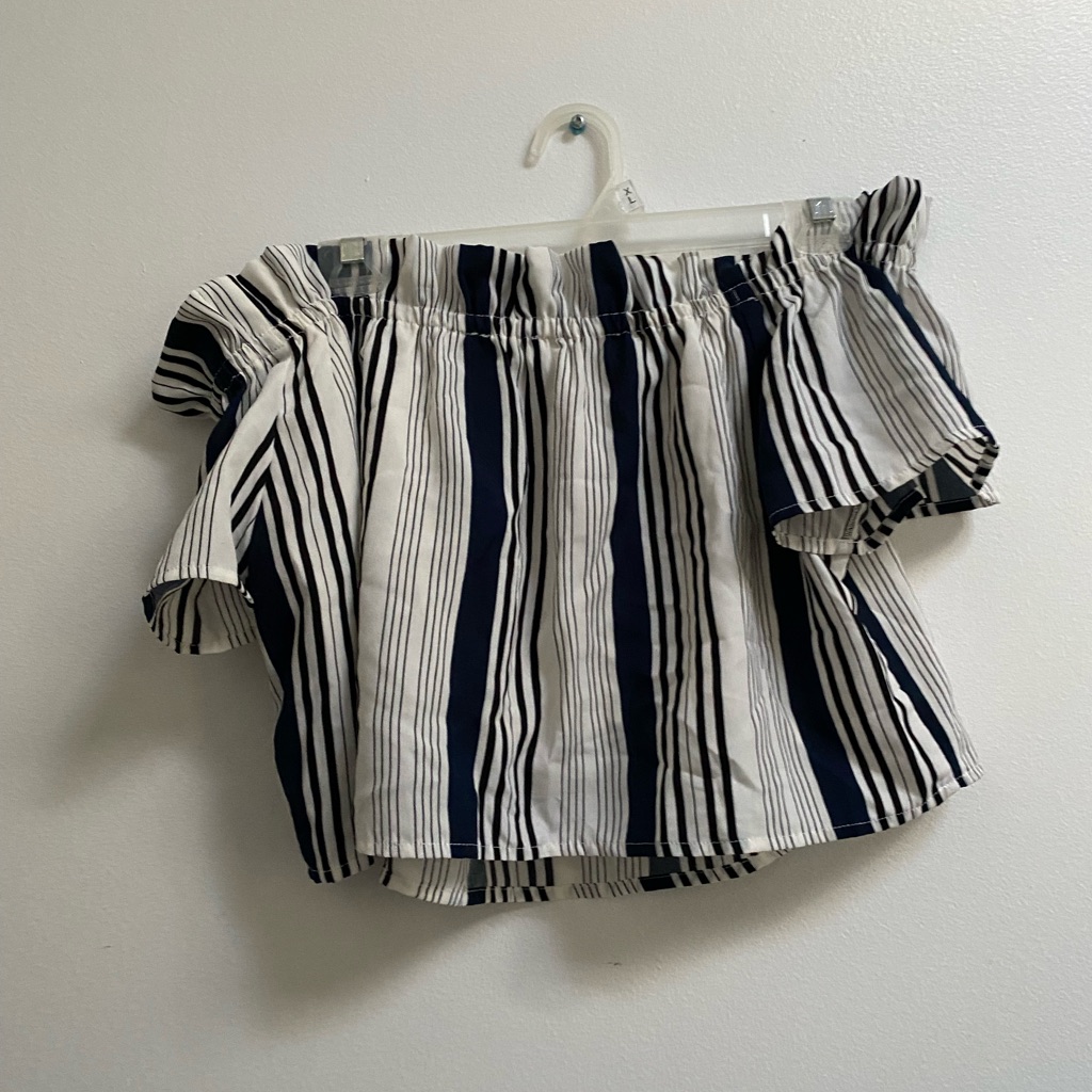 Mahina Striped Off The Shoulder Top M